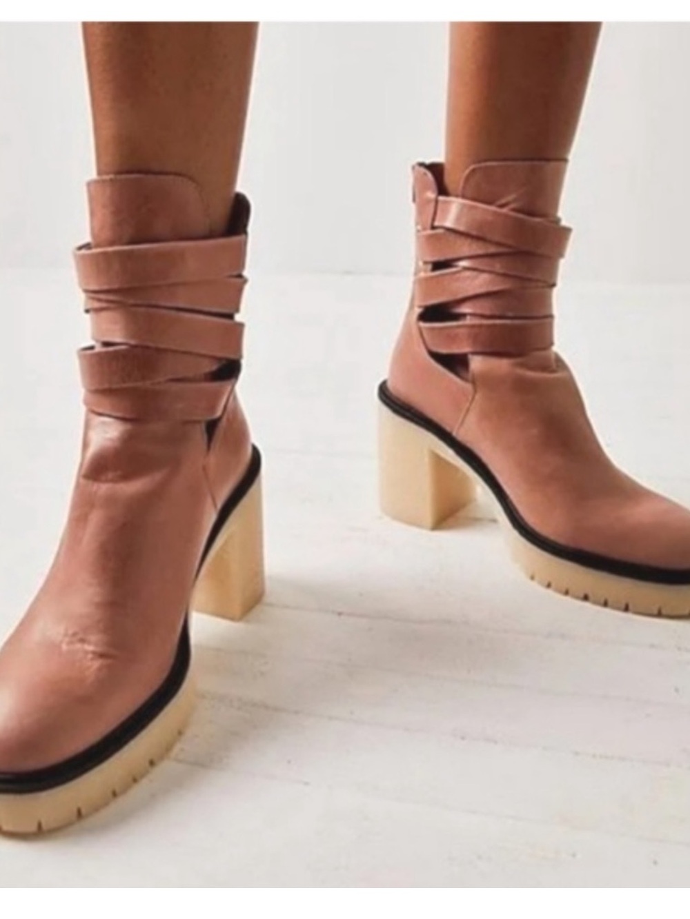 Free People Jesse Cutout Platform Boot in English Tan 9.5 NEW